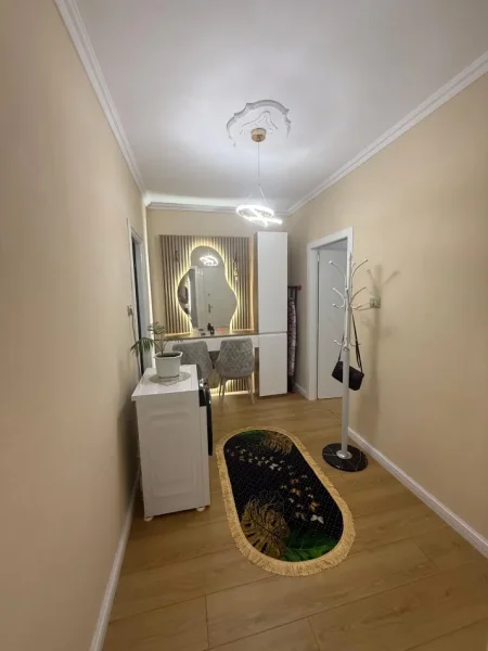 Tirane, shitet apartament 1+1 Kati 3, 110.000 €