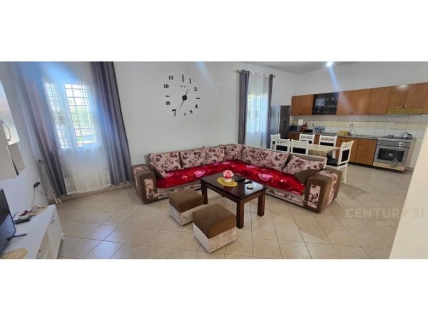 Tirane, shitet shtepi 1 Katshe Kati 1, 282 m² 170.000 € (Kombinat)