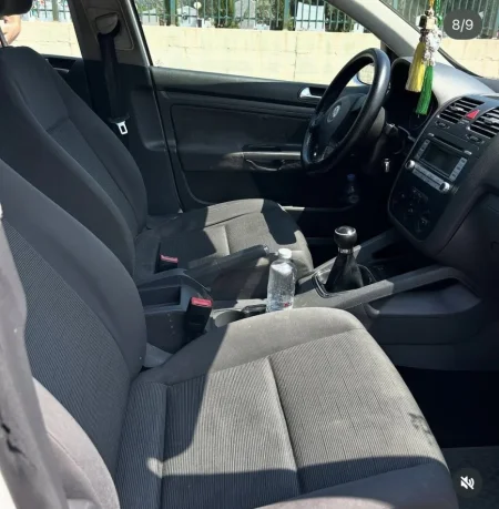 Golf 5 1.9tdi   manuale 3.800 €