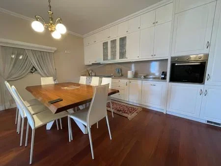 Ulet Cmimi, Shitet Apartament 2+1+2 Ballkone Kati 2, 109 m² 260.000 € (Liqeni i Thate)