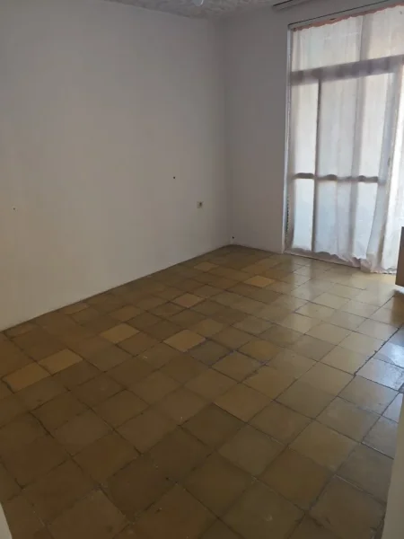 Tirane, jepet me qera apartament 1+1 Kati 2, 65 m² 250 € (Rruga Pandi Dardha)