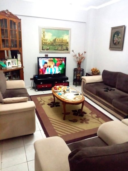 Tirane, jepet me qera apartament 2+1+Ballkon Kati 2, 100 m² 610 € (Rruga Dritan Hoxha)