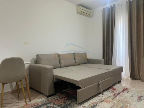 Tirane, jepet me qera apartament 1+1 Kati 2, 70 m² 700 € 