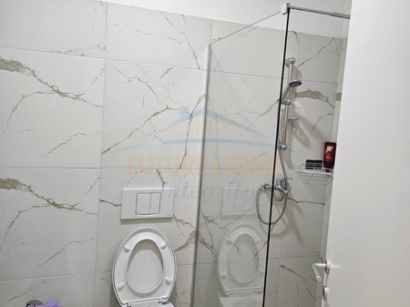 Tirane, jepet me qera apartament 2+1 Kati 1, 98 m² 800 € (TREGU ELEKTRIK,RRUGA ZONJA CURRE)
