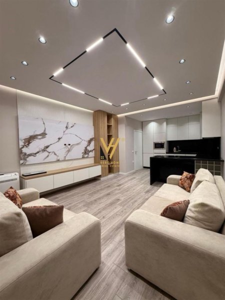 Tirane, jepet me qera apartament 1+1+Ballkon Kati 1, 70 m² 600 € (ASTIR)