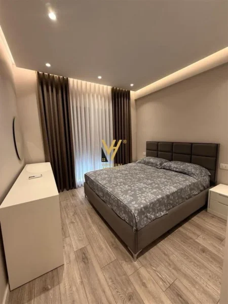Tirane, jepet me qera apartament 1+1+Ballkon Kati 1, 70 m² 600 € (ASTIR)
