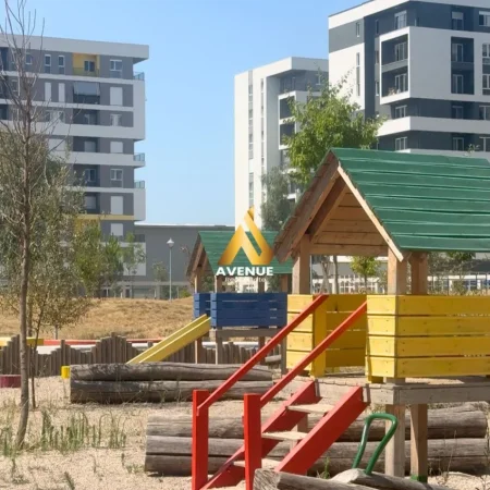 Tirane, shitet apartament 1+1+Ballkon Kati 3, 52 m² 68.000 € (gryka e kacanikut)