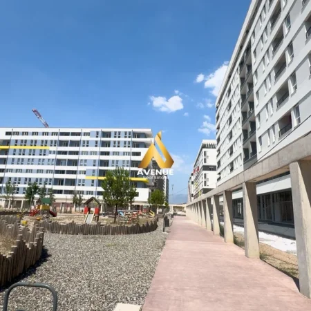 Tirane, shitet apartament 1+1+Ballkon Kati 3, 52 m² 68.000 € (gryka e kacanikut)