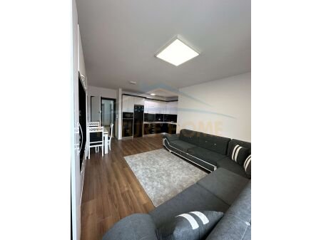 Tirane, jepet me qera apartament 2+1 Kati 7, 79 m² 550 € (UNAZA RE ,GREEN CITY)