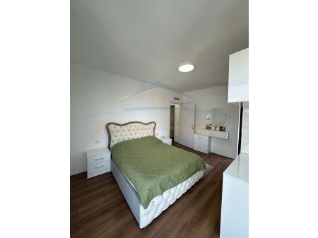 Tirane, jepet me qera apartament 2+1 Kati 7, 79 m² 550 € (UNAZA RE ,GREEN CITY)