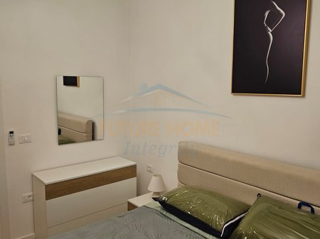 Tirane, jepet me qera apartament 2+1 Kati 1, 97 m² 800 € 