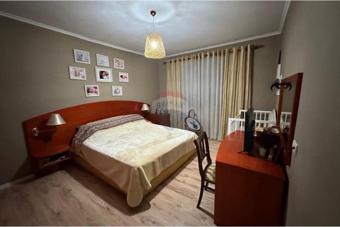 Tirane, shes 1+1 , 63 m² 117.000 € (Rruga Frosina Plaku, 21 Dhjetori, Tiranë)