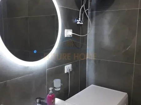 Tirane, jepet me qera apartament 1+1 Kati 5, 69 m² 800 € 