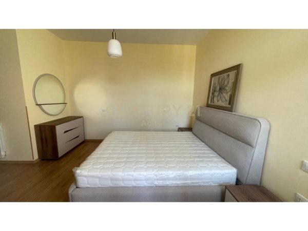 Tirane, jap me qera apartament 1+1 Kati 3, 80 m² 650 € (Qender)