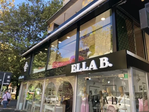 Tirane, jap me qera ambjent biznesi Kati 2, 91 m² 2.000 € 