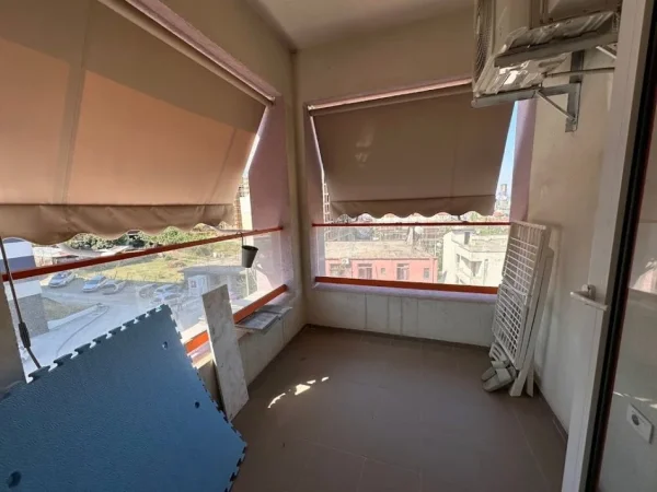 Tirane, shes apartament 2+1+Aneks+Ballkon Kati 4, 138 m² 200.000 € (Mangalem)