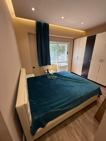 Tirane, jepet me qera apartament 2+1+Ballkon Kati 1, 68 m² 650 € (RRUGA PETI)