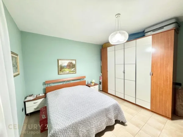 Tirane, shes apartament 2+1+Aneks+Ballkon Kati 8, 92 m² 253.000 € 