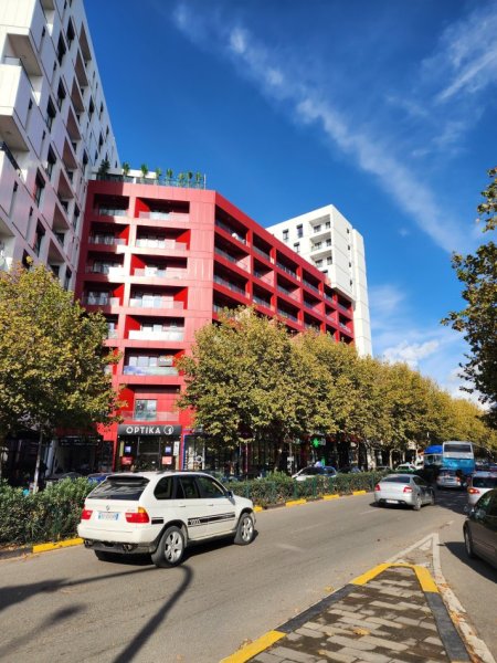 Shitet: 2+1+2wc & Ballkon📍 Farmacia 10 - Kompleksi Arlis ( Rr. Dibres ) 115 m² || 214,000 Euro