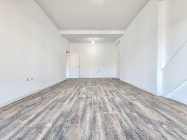 Shitet: 2+1+2wc & Ballkon📍 Farmacia 10 - Kompleksi Arlis ( Rr. Dibres ) 115 m² || 214,000 Euro