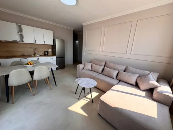 Golem, jepet me qera apartament+verande | Penthouse 1+1+Ballkon Kati 4, 90 m² 800 € 