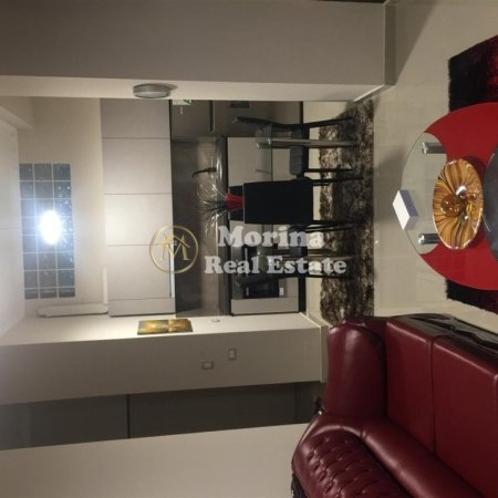 Tirane, jepet me qera apartament 1+1 Kati 2, 70 m² 700 € (Pazari i Ri)