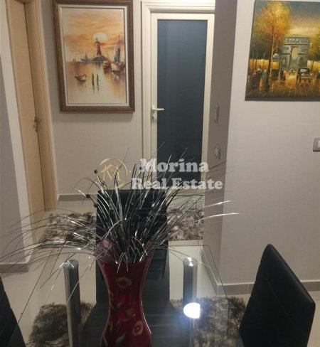Tirane, jepet me qera apartament 1+1 Kati 2, 70 m² 700 € (Pazari i Ri)