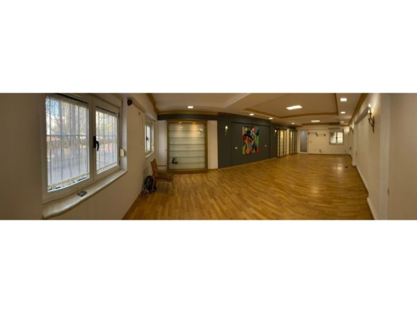 Tirane, jepet me qera ambjent biznesi Kati 0, 122 m² 1.500 € (Mbrapa Muzeut Kombetar)