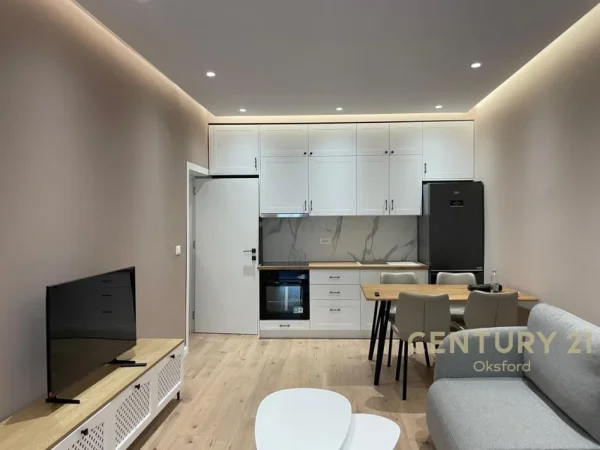 Tirane, jepet me qera apartament 1+1 Kati 4, 70 m² 1.000 € (Liqeni)