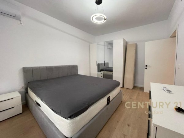 Tirane, jepet me qera apartament 1+1 Kati 4, 70 m² 1.000 € (Liqeni)