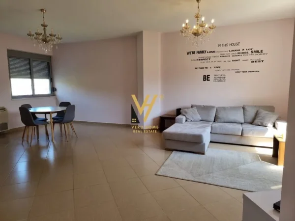 Tirane, jepet me qera apartament 3+1+Ballkon Kati 2, 211 m² 1.000 € (LIQENI I THATE)