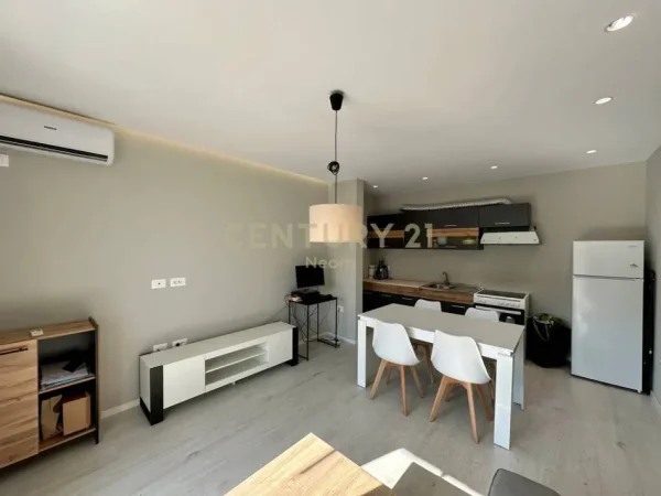 Tirane, shitet apartament 1+1+Aneks+Ballkon Kati 2, 70 m² 155.000 € 