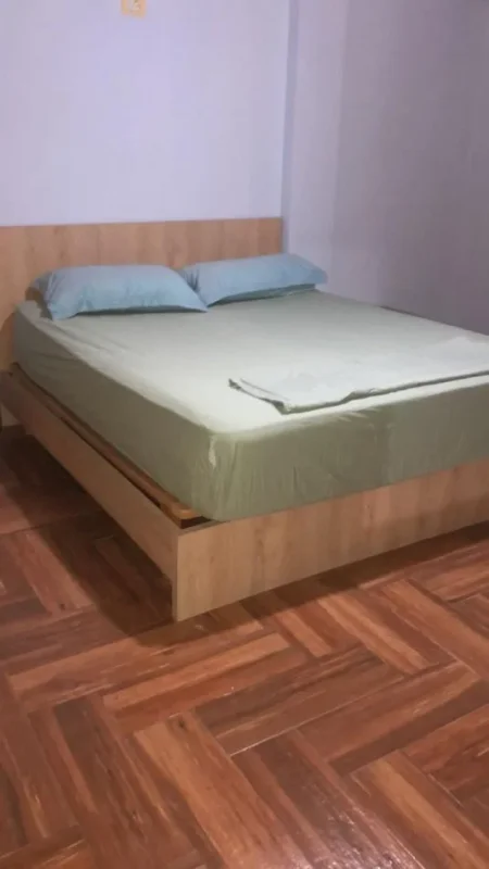 Tirane, jepet me qera shtepi 2+1+Ballkon Kati 3, 80 m² 500 € (vilat amerikane)