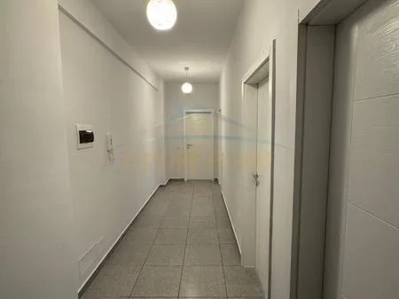 Tirane, shitet apartament 2+1+2, Kati 7, 96 m² 177.000 € (Oxhaku)