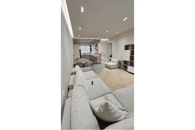 Tirane, shitet apartament 3+1+Ballkon , 118 m² 290.000 € 