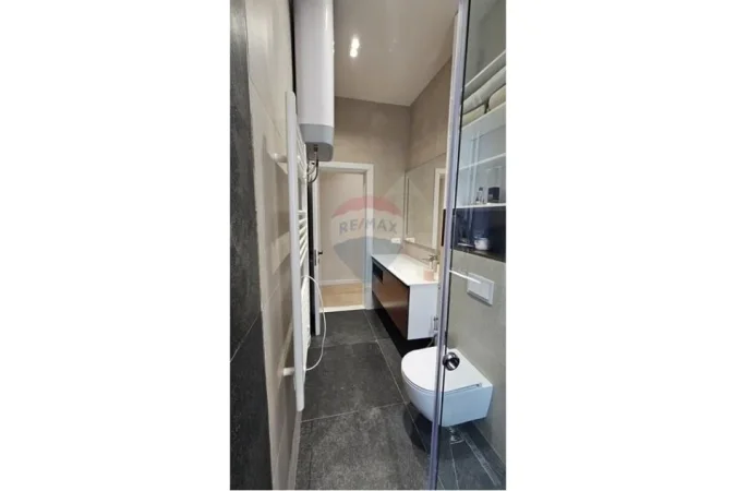 Tirane, shitet apartament 3+1+Ballkon , 118 m² 290.000 € 