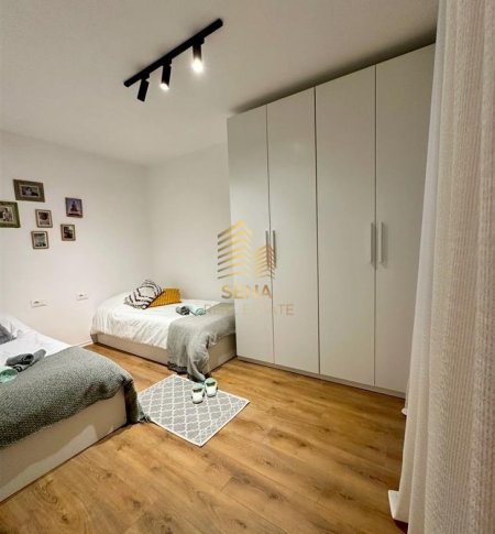 Tirane, jepet me qera apartament 1+1 Kati 2, 45 m² 550 € (Rruga Sami Frasheri)