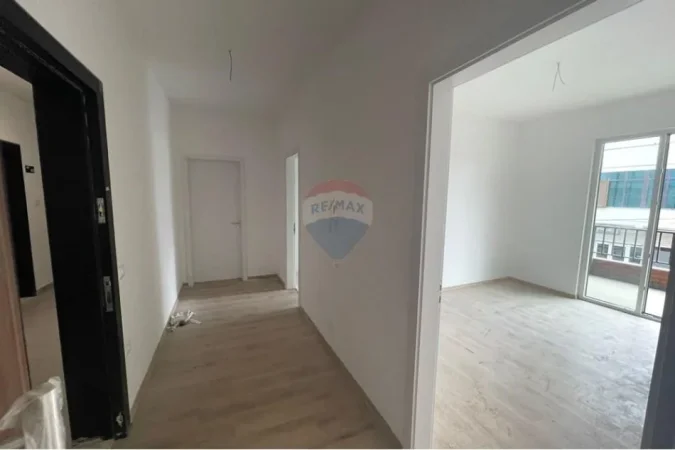 Tirane, shitet apartament 2+1+Ballkon , 106 m² 127.500 € 