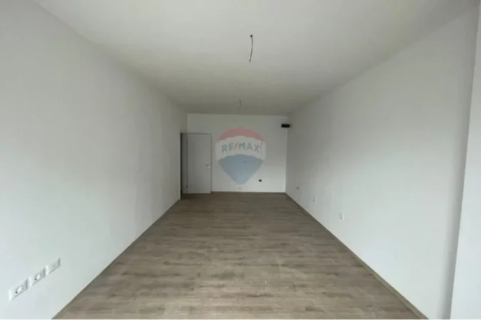 Tirane, shitet apartament 2+1+Ballkon , 106 m² 127.500 € 