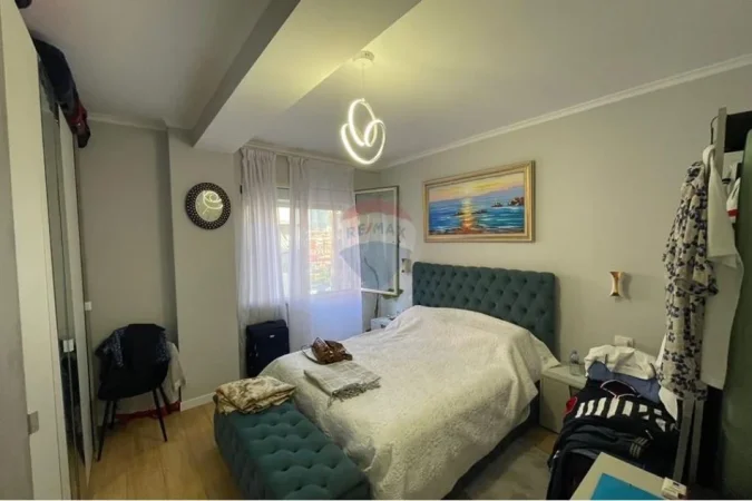 Tirane, shitet apartament 1+1+Ballkon Kati 6, 74 m² 125.000 € 
