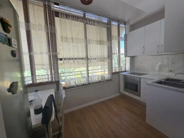 Tirane, shitet apartament 2+1 Kati 5, 74 m² 93.000 € 