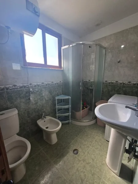 Tirane, shitet apartament 2+1 Kati 5, 74 m² 93.000 € 