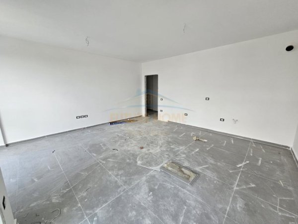 Tirane, shitet apartament 2+1 Kati 3, 124 m² 208.000 € 