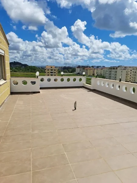 Tirane, shitet 2+1+Aneks+Ballkon Kati 5, 85 m² 