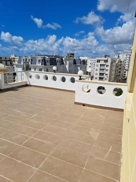 Tirane, shitet 2+1+Aneks+Ballkon Kati 5, 85 m² 