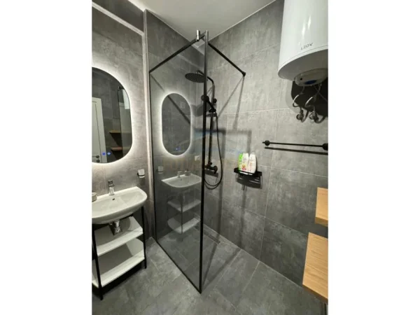 Tirane, shitet apartament 2+1 Kati 6, 97 m² 245.000 € (FARMACIA 10 ARLIS)