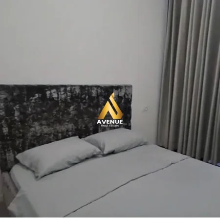 Tirane, jepet me qera apartament 1+1+Ballkon Kati 2, 90 m² 650 € (bulevardi zogu 1)