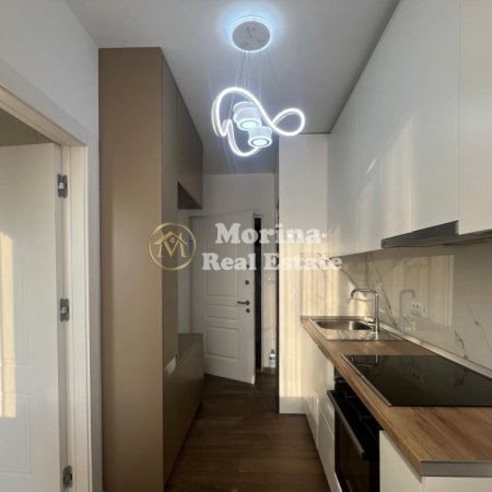 Tirane, jepet me qera apartament Kati 9, 40 m² 500 € (Sheshi Willson)