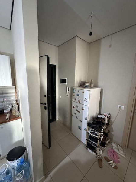 Tirane, jepet me qera apartament 1+1+Ballkon Kati 7, 70 m² 400 € (Spitali Amerikan 3)