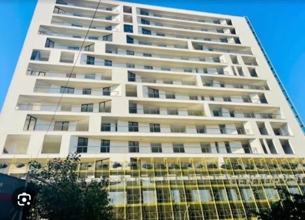 Tirane, shes apartament 2+1+Ballkon Kati 6, 107 m² 225.000 € (rruga mine peza)